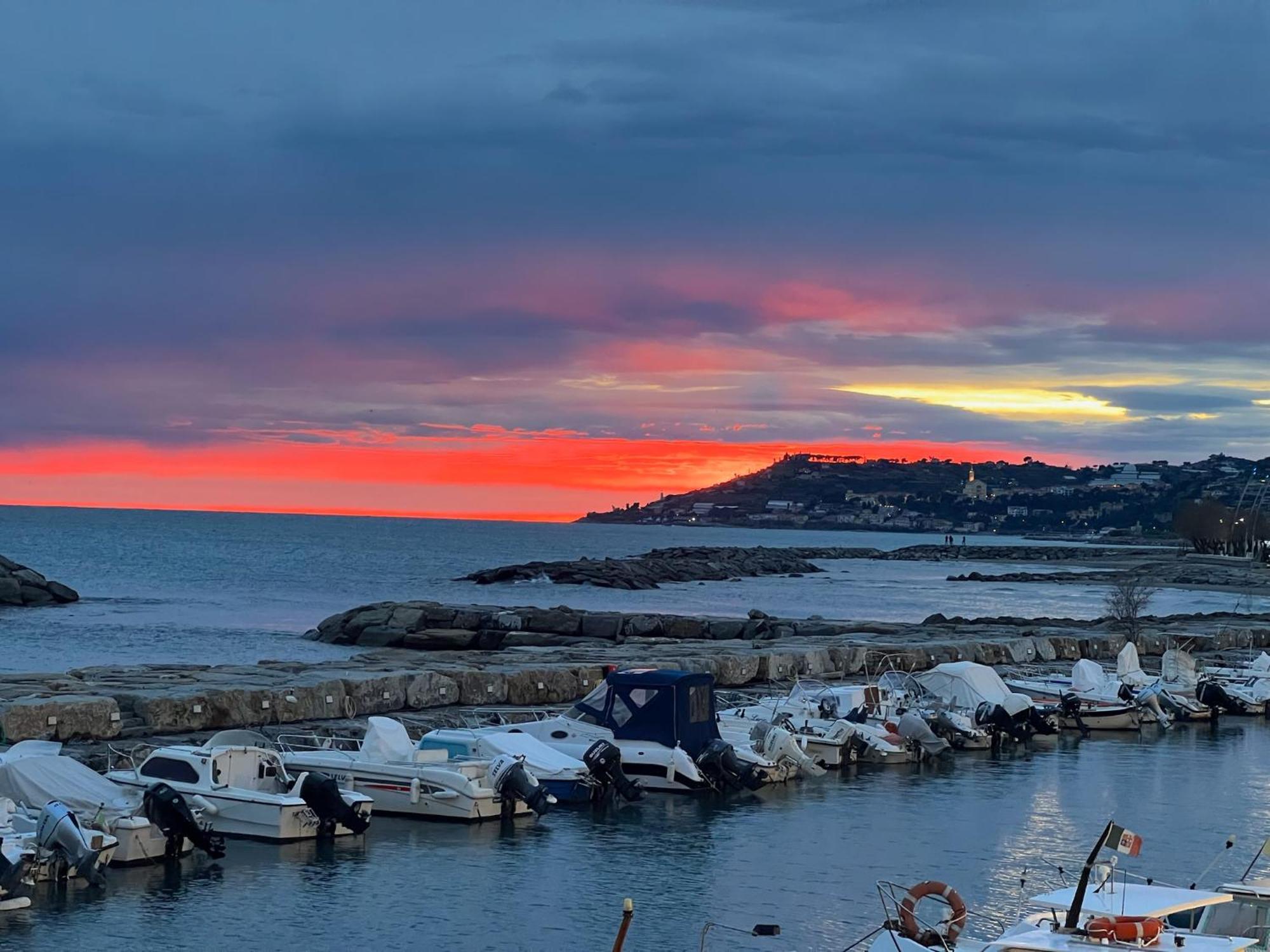 Apartament Il Timone Riva Ligure Zewnętrze zdjęcie